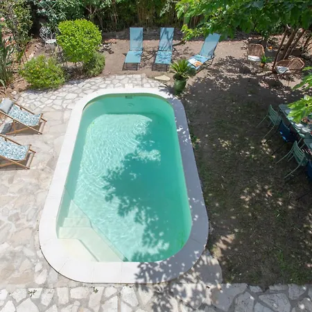 فيلة C8 - Lovely House 4 Bdr - Pool, Ac, Garage & Wifi