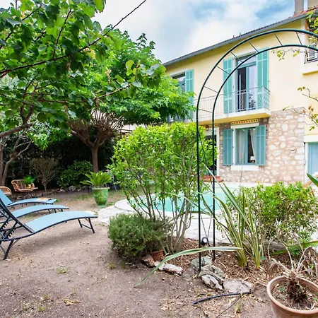 فيلة C8 - Lovely House 4 Bdr - Pool, Ac, Garage & Wifi