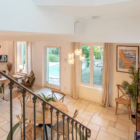 فيلة C8 - Lovely House 4 Bdr - Pool, Ac, Garage & Wifi كان