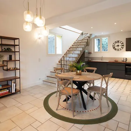 C8 - Lovely House 4 Bdr - Pool, Ac, Garage & Wifi فيلة كان